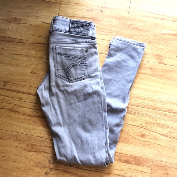 π 4 for $10 Sneak Peek Grey Denim Jeans size 1 2 - Picture 2 of 7